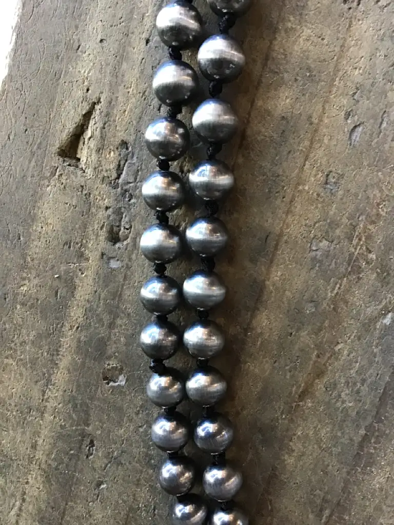 60 Endless Navajo Style Pearl Necklace