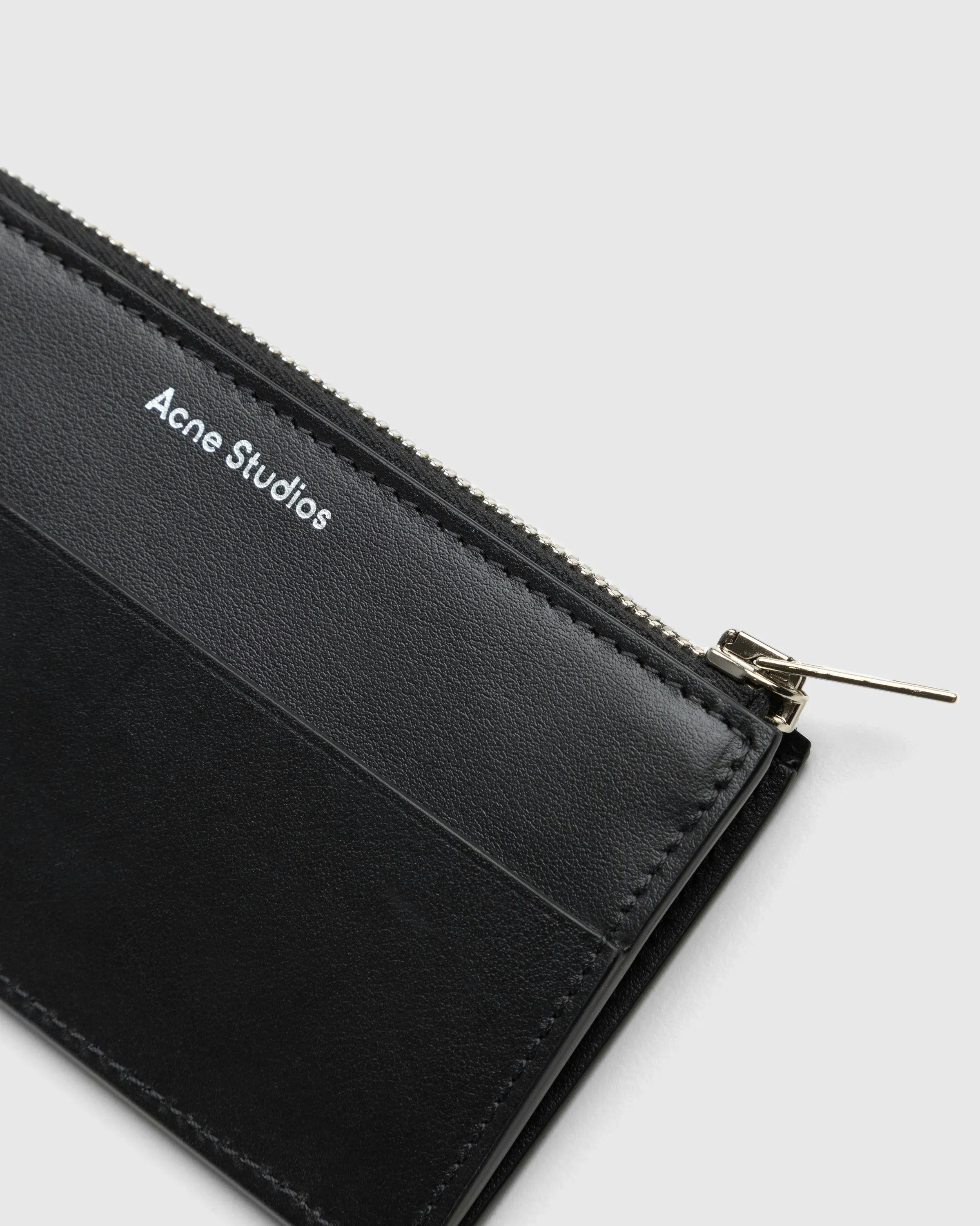 Acne Studios – Leather Zip Wallet Black | Highsnobiety Shop