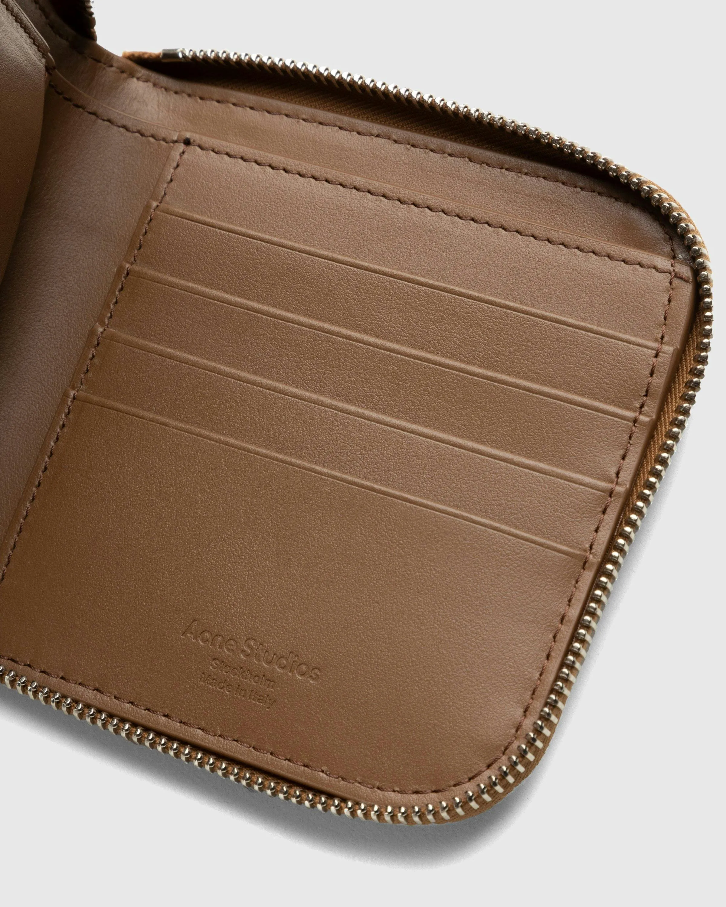 Acne Studios – Leather Zip Wallet Brown | Highsnobiety Shop