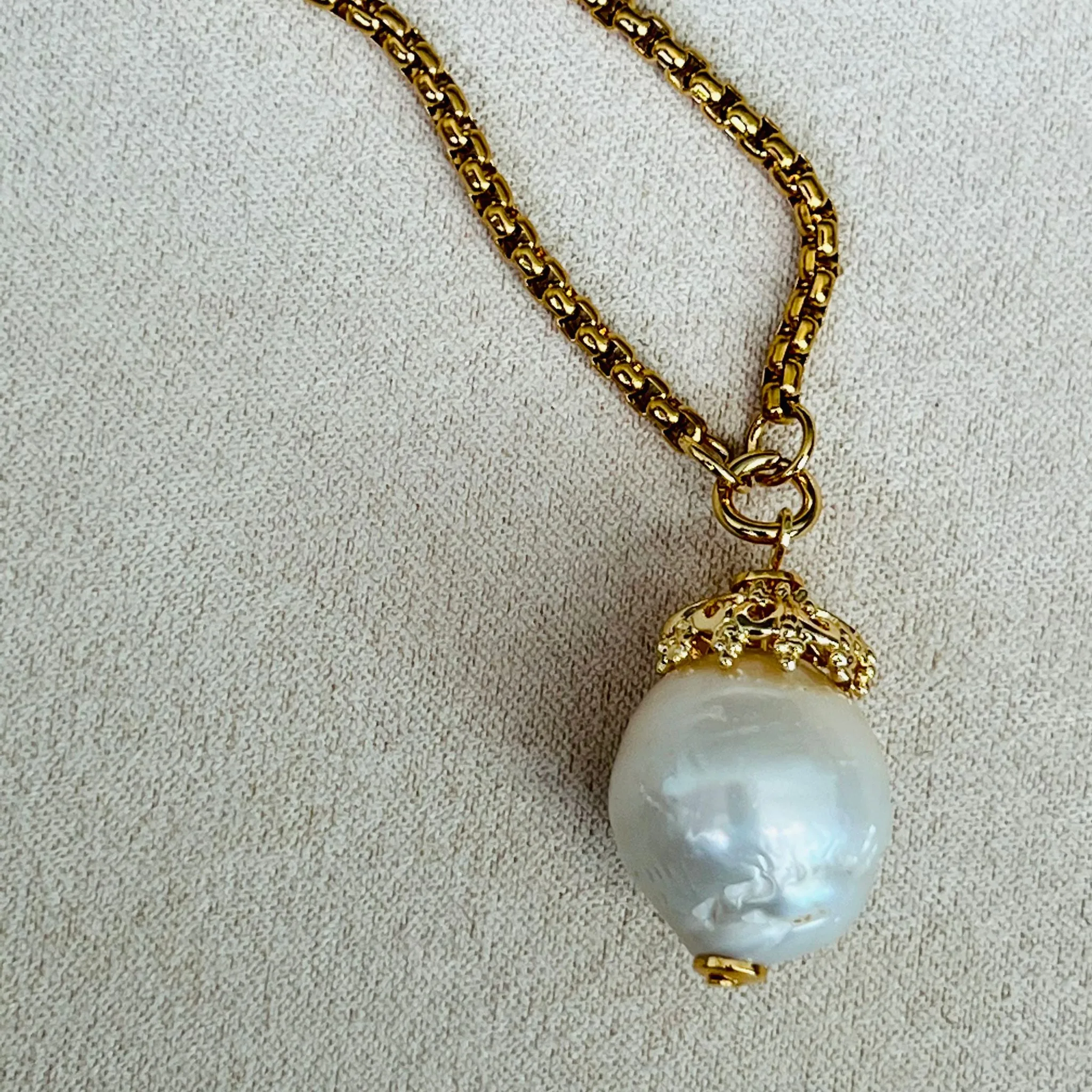 Baroque Pearl Necklace