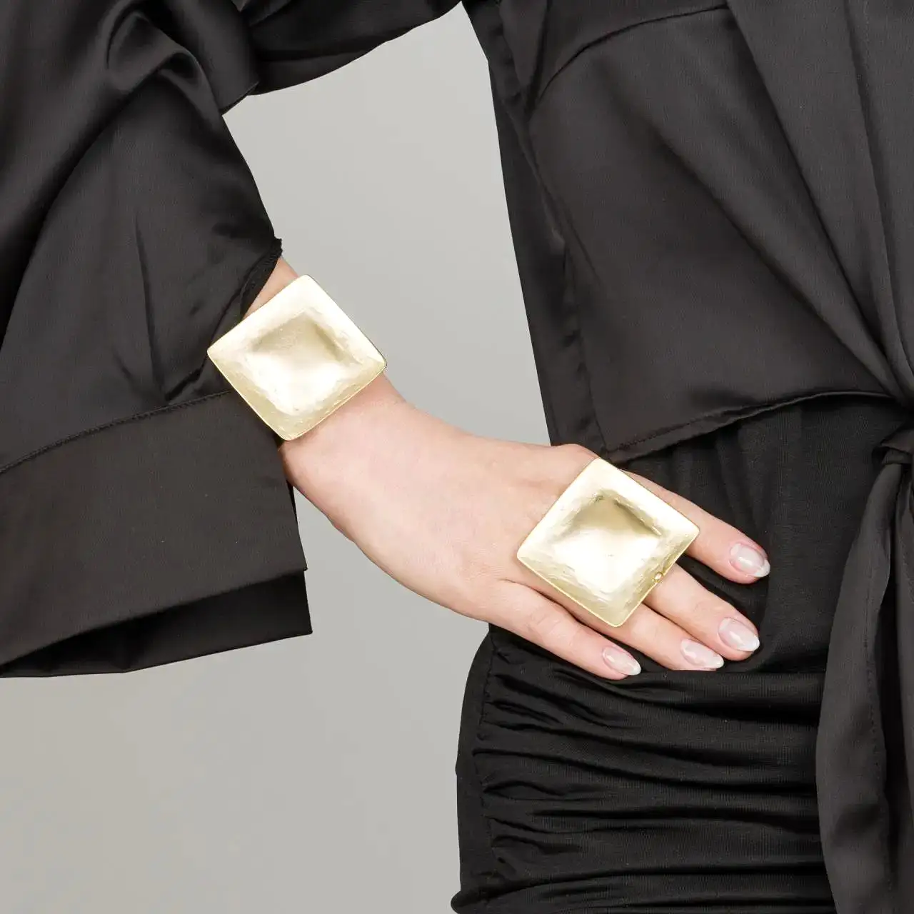 Gold Oversized Square Artisan Ring & Bracelet Set