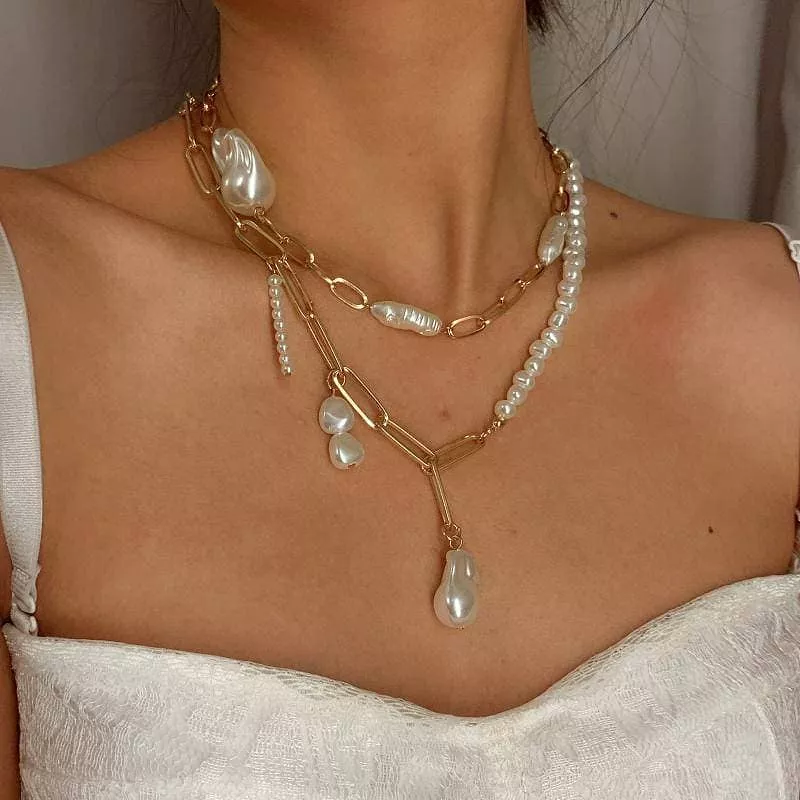 Irregular Faux Pearl Necklace