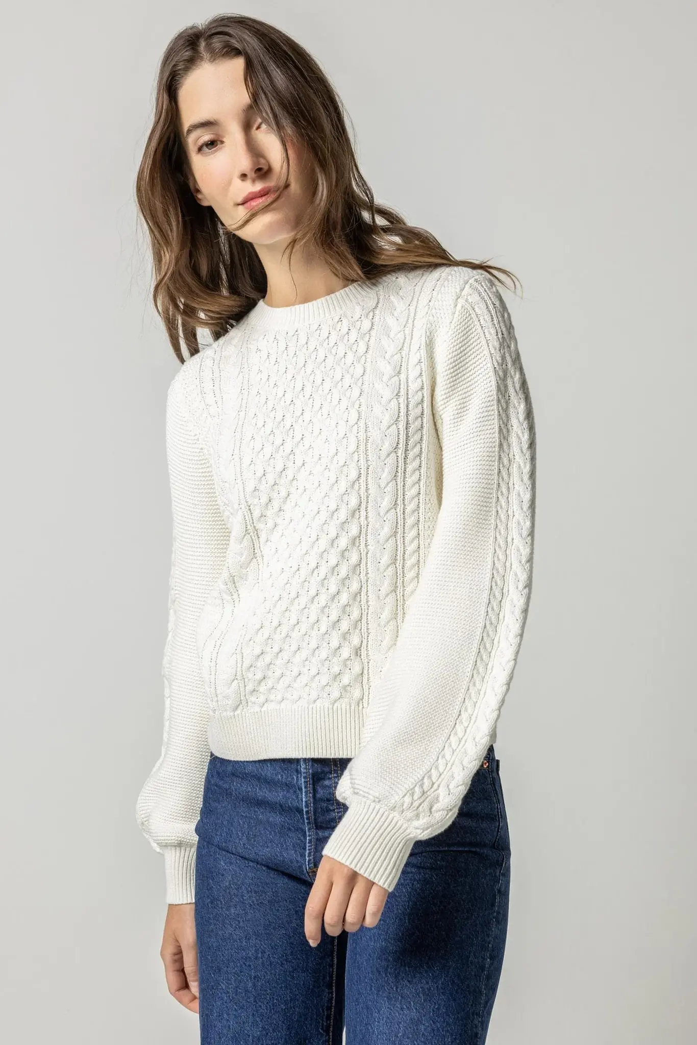 LONG SLEEVE CABLE CREWNECK SWEATER