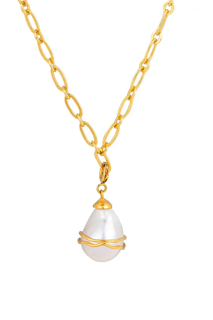 Moira Pearl Necklace