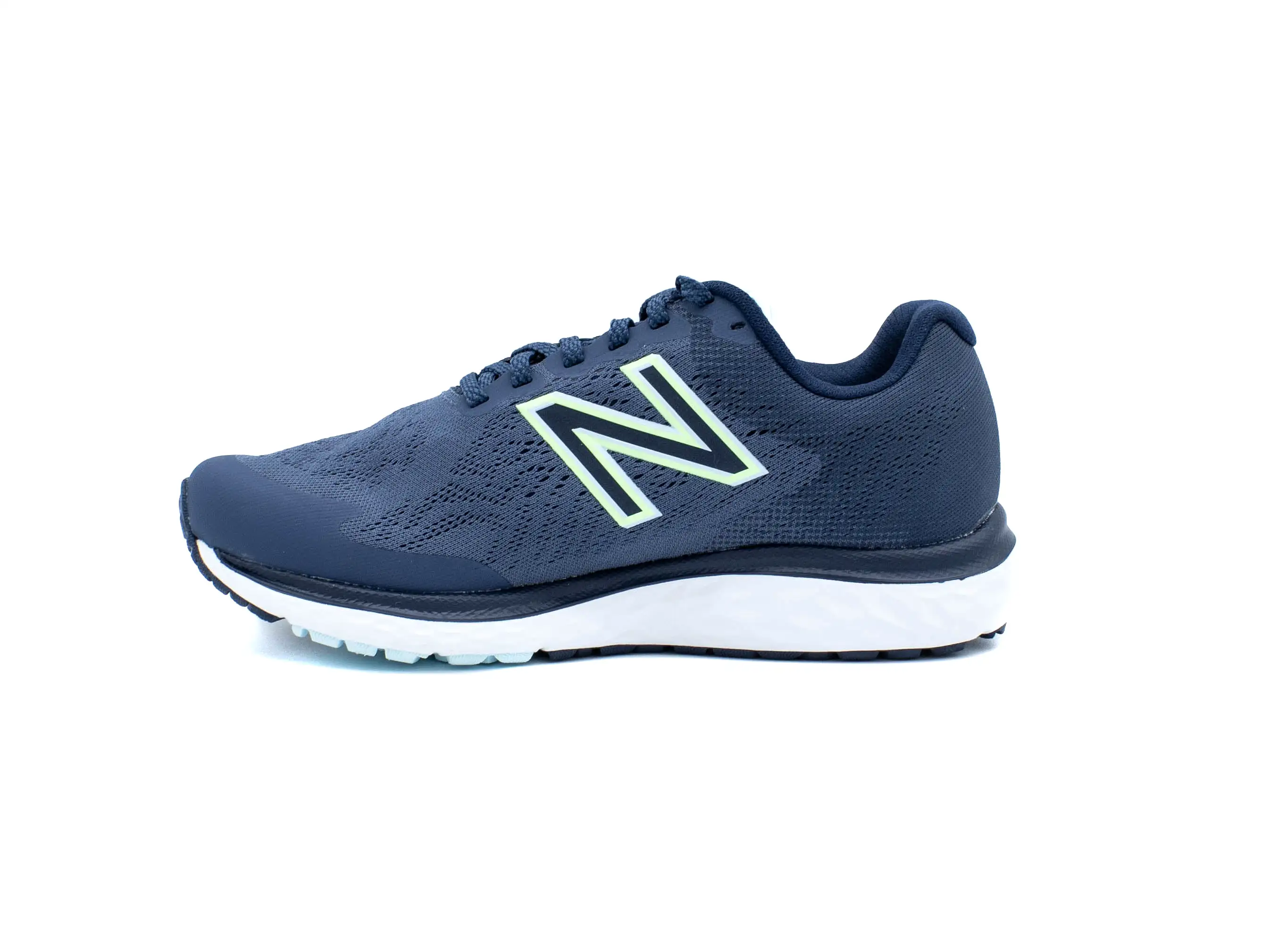 NEW BALANCE 680v7