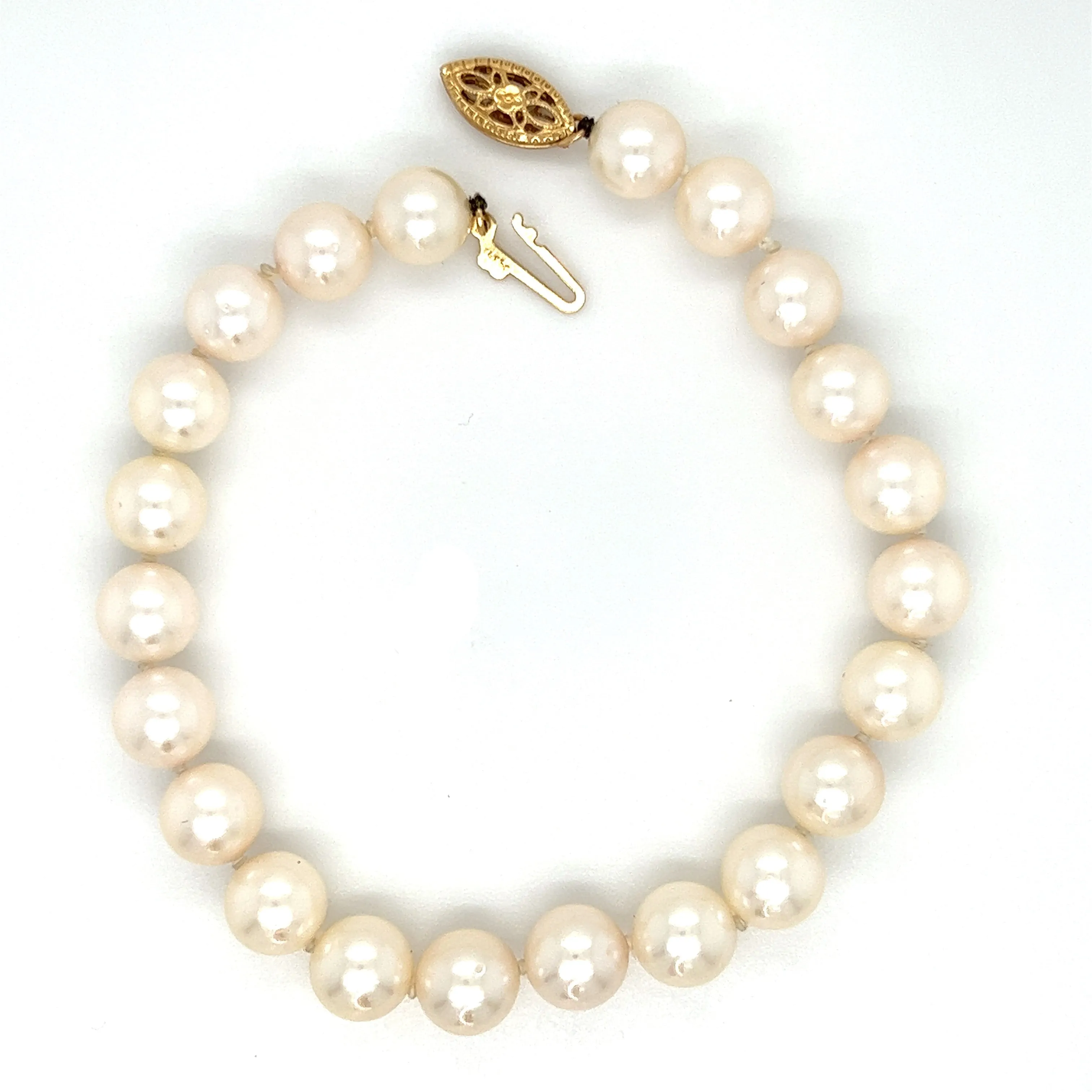 Pearl Bracelet with Twenty-Two 7mm White Pearls in 14K Yellow Gold