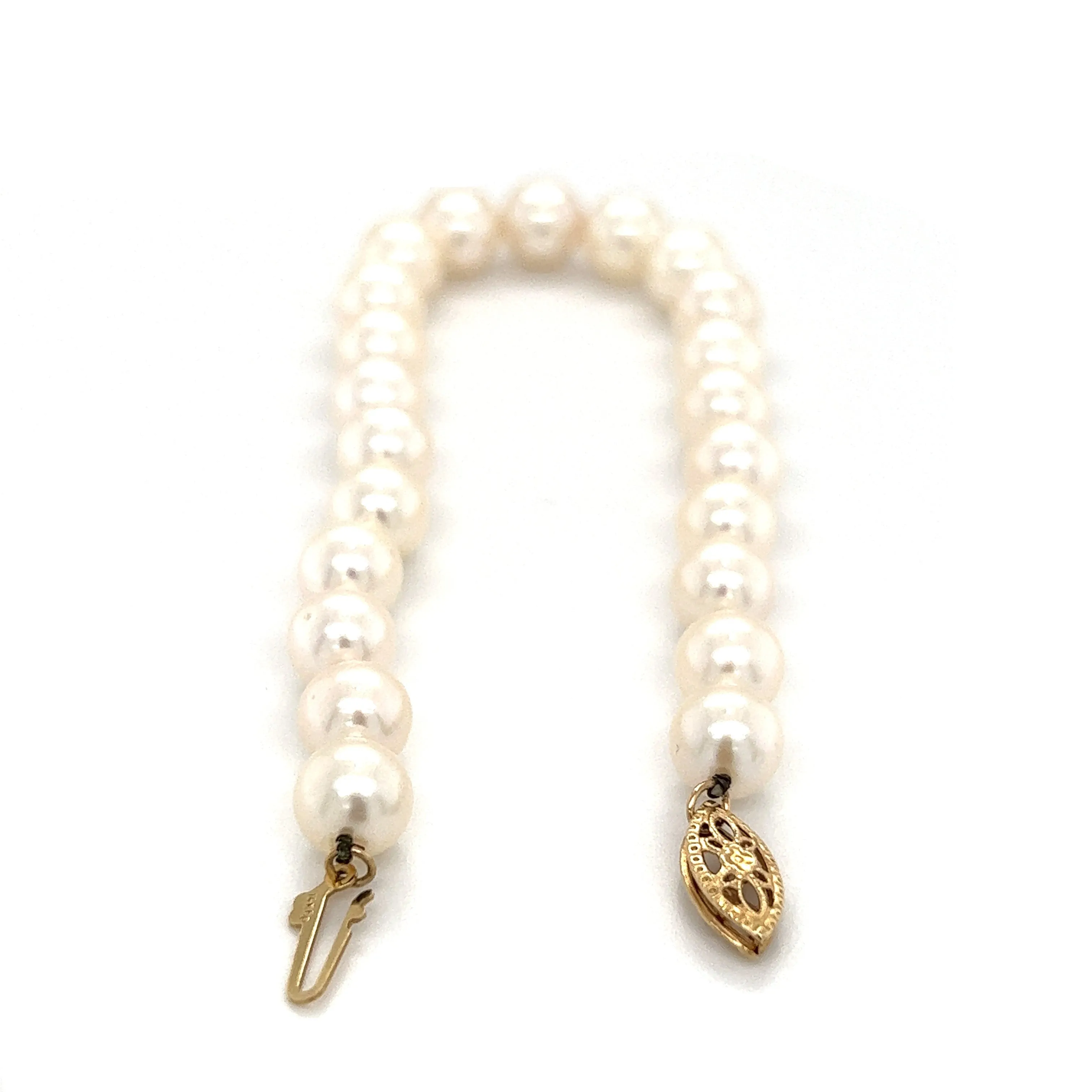 Pearl Bracelet with Twenty-Two 7mm White Pearls in 14K Yellow Gold