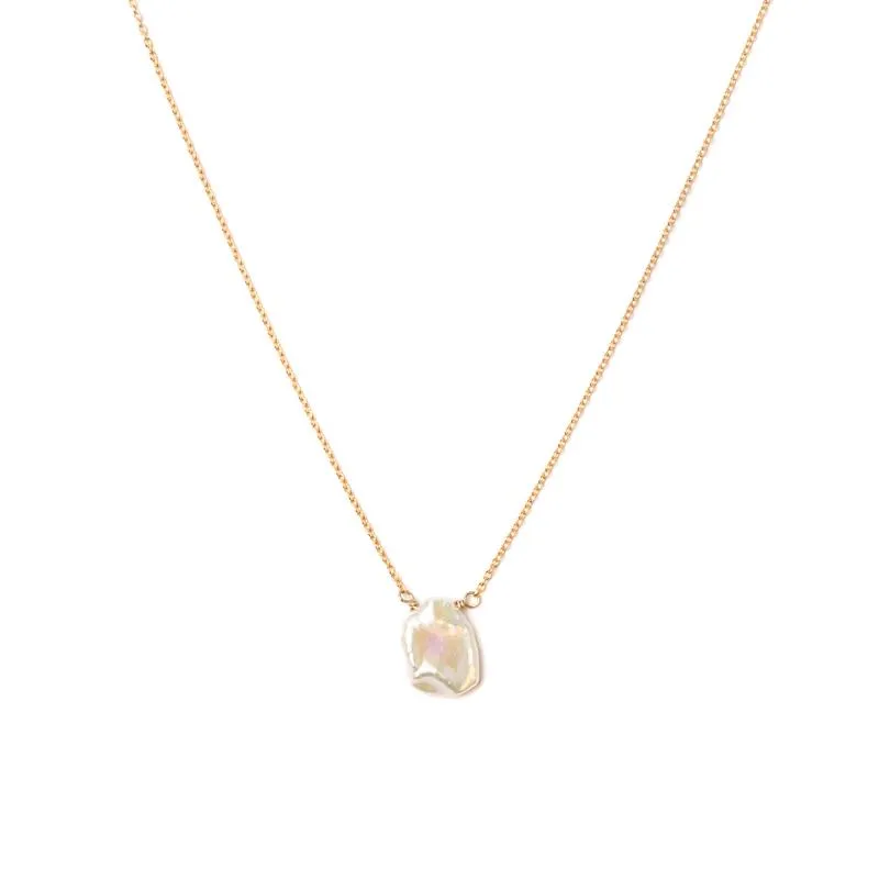 Petal Pearl Necklace