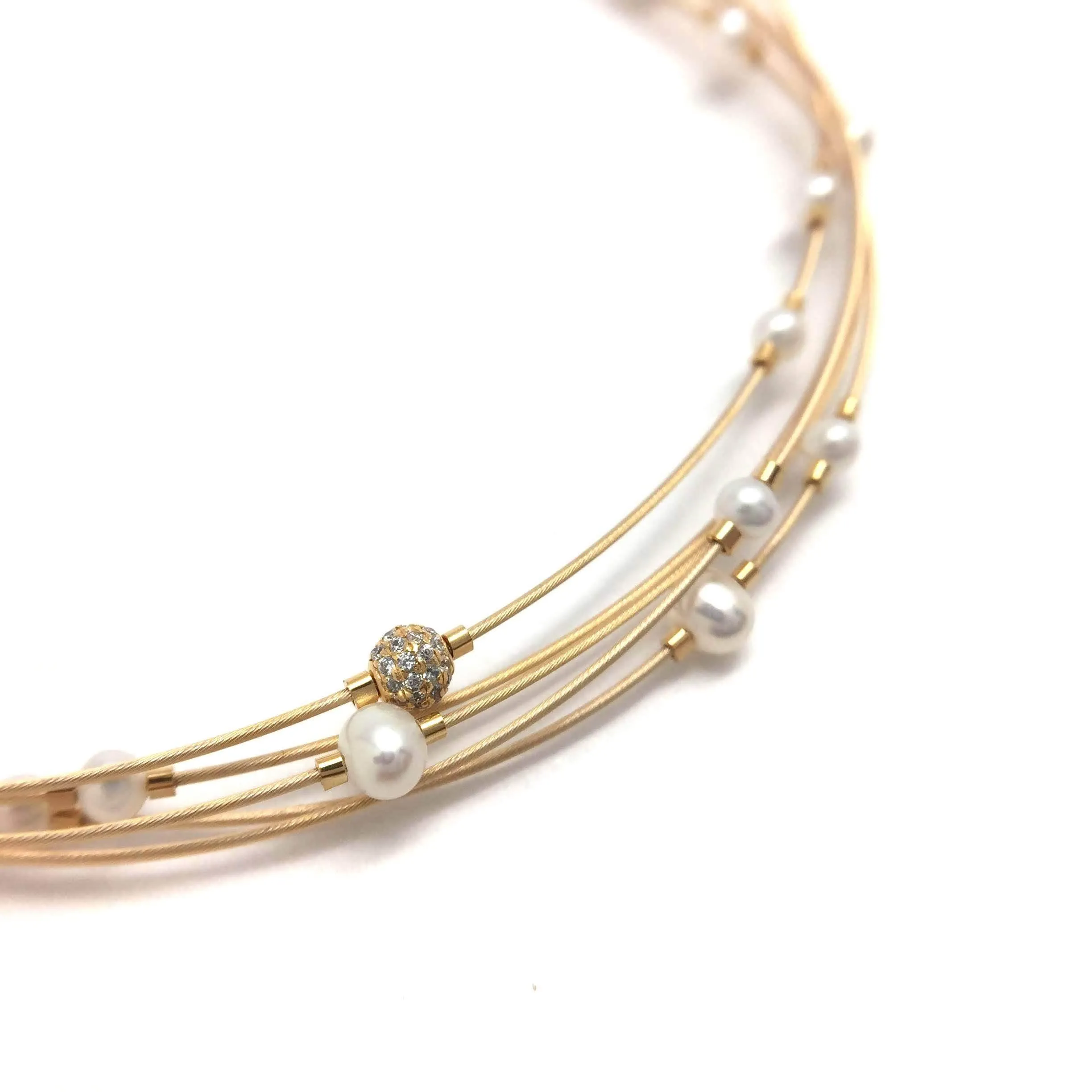 Scattered Golden Pearl Bracelet