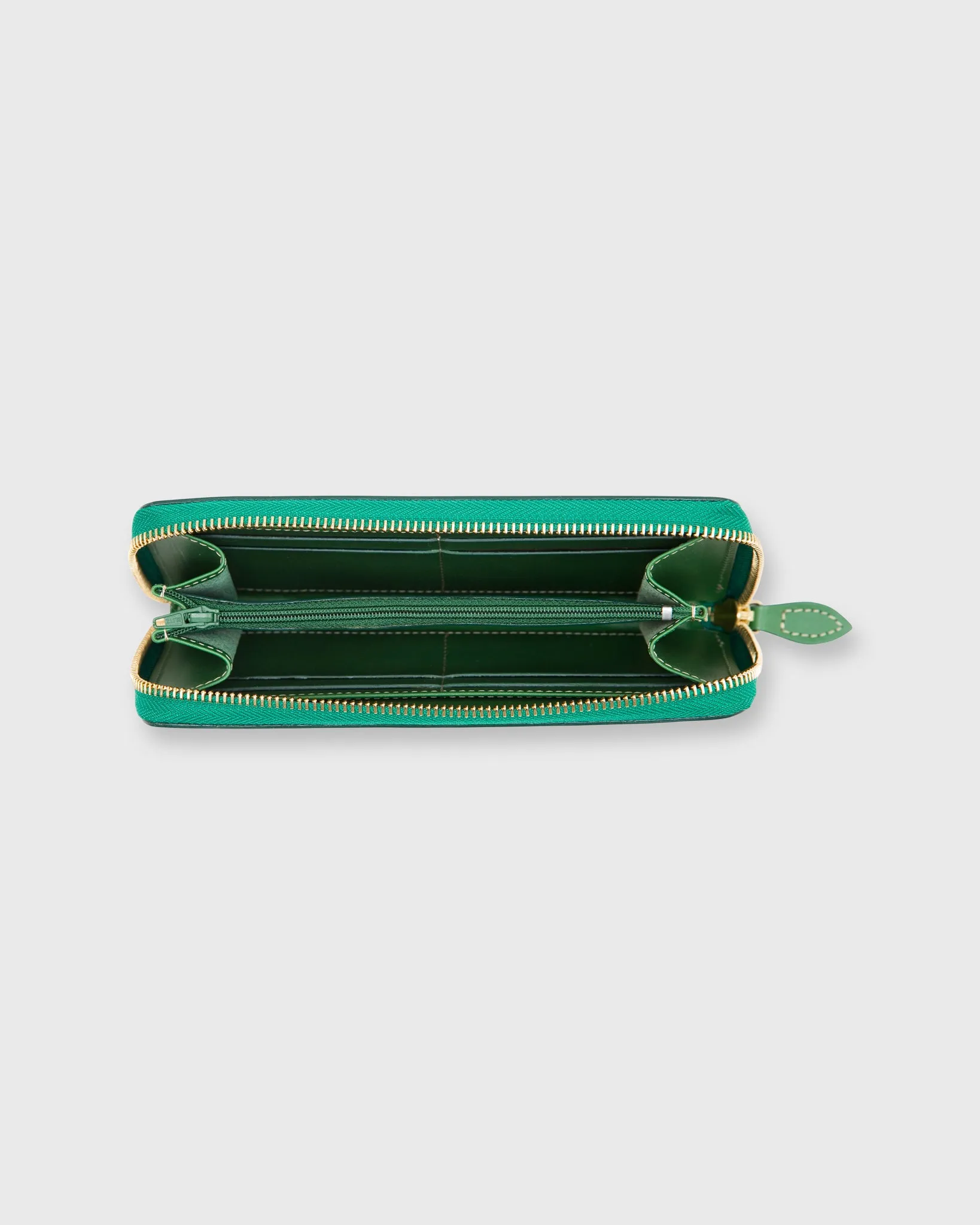 Zip Wallet in Green Leather